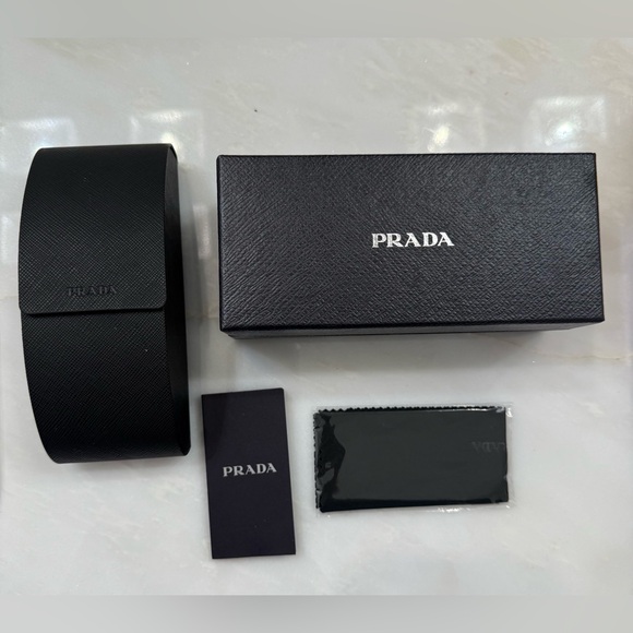 Prada PR 14YS Sunglasses - Picture 4 of 5